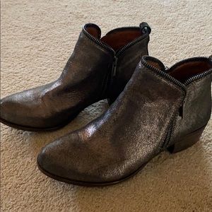 Lucky Brand booties metallic size 10